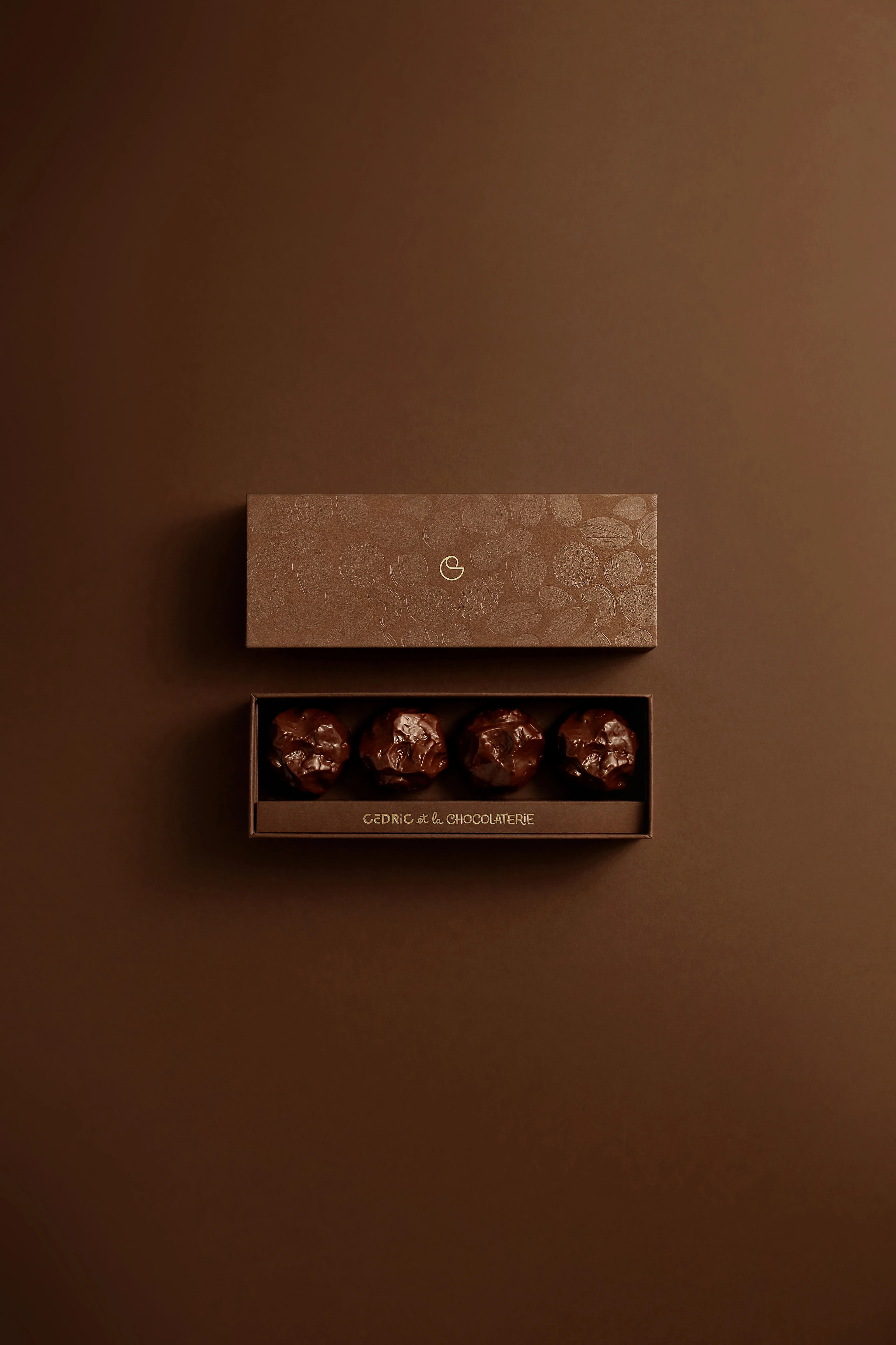Rocher noisette 4 pièces chocolat noir